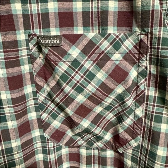 2 Columbia Men’s Casual Shirts🎈 - Picture 3 of 10